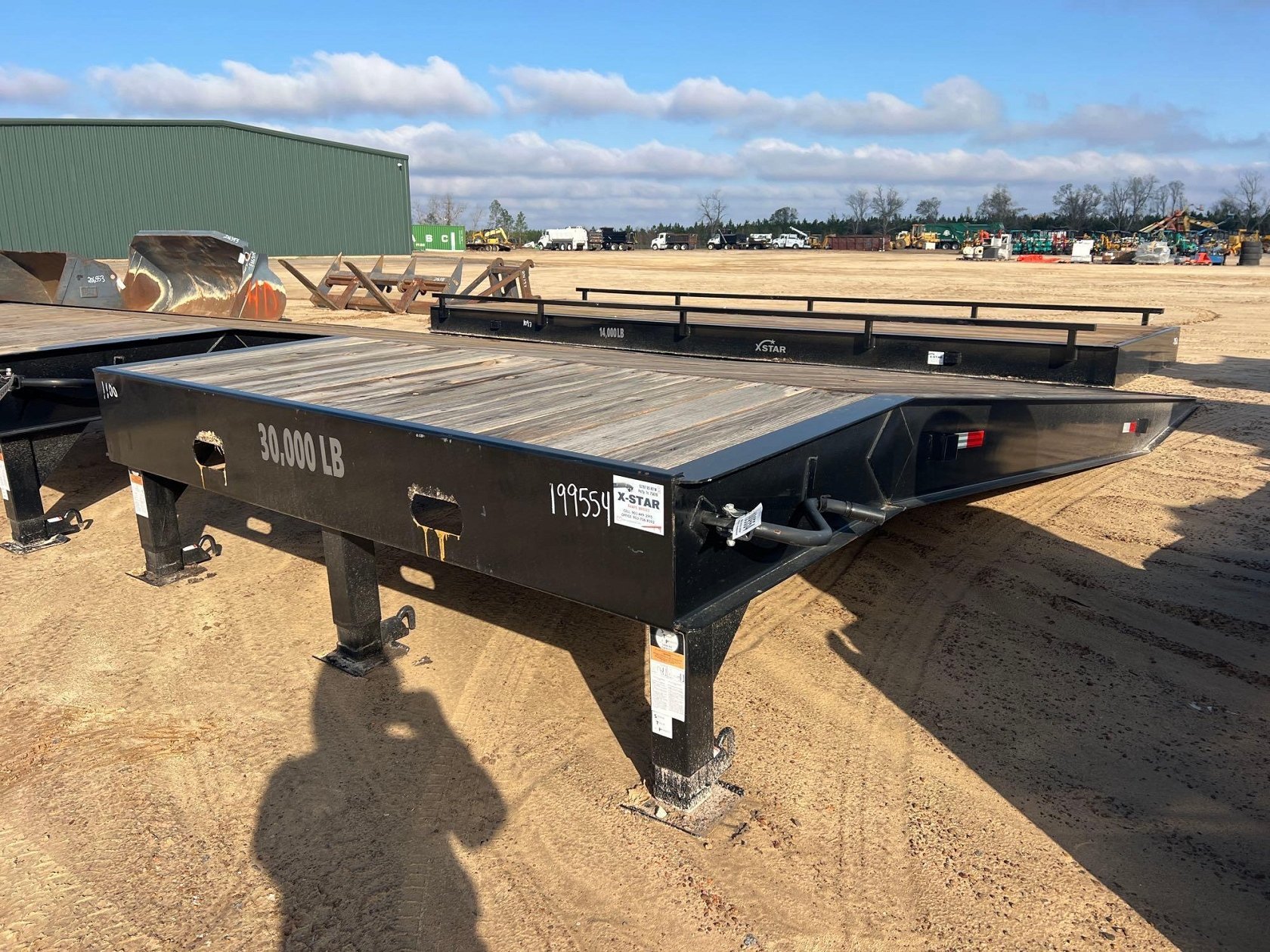 UNUSED X-STAR 20' X 101