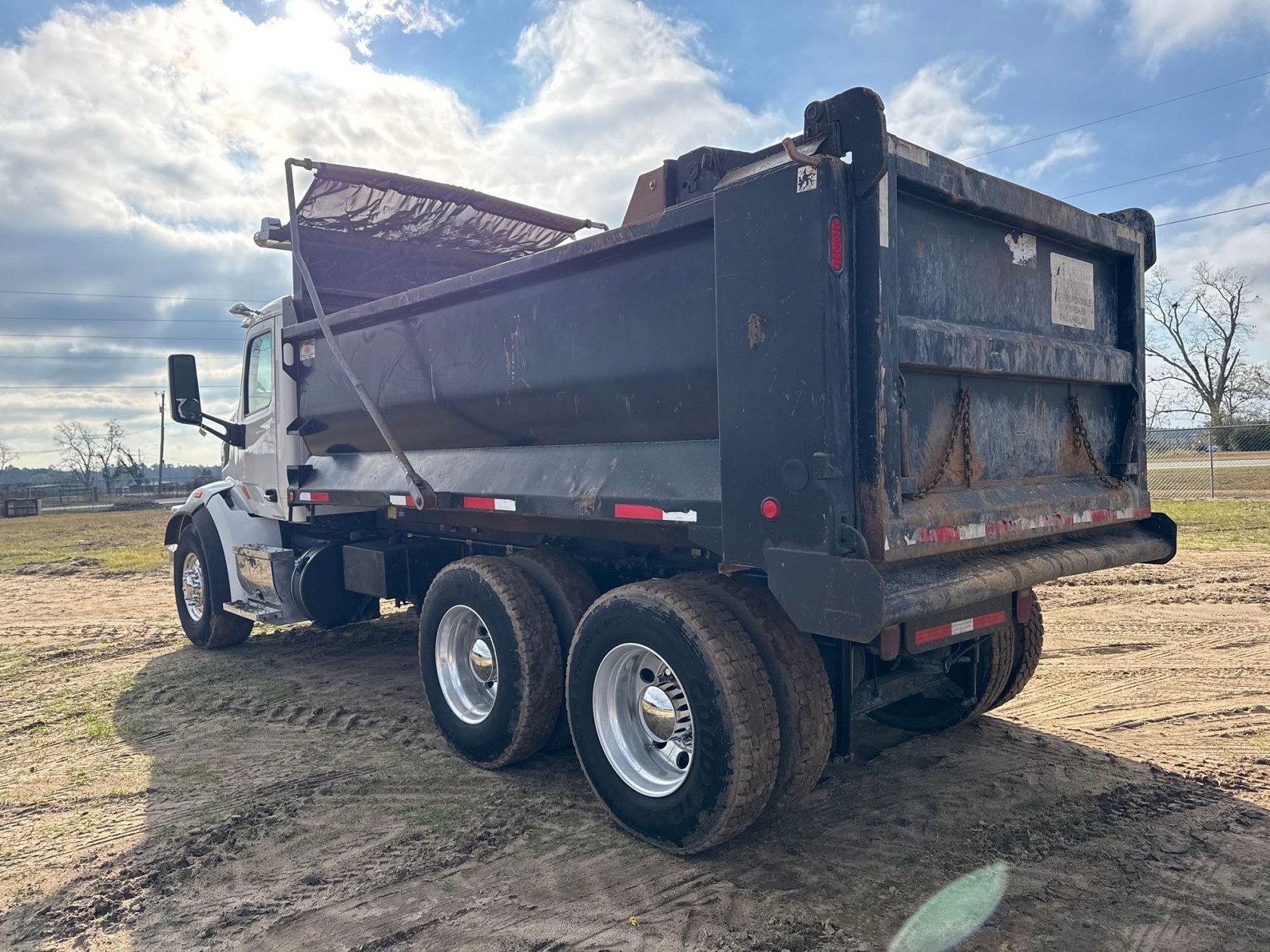 2017 PETERBILT 567 DUMP TRUCK