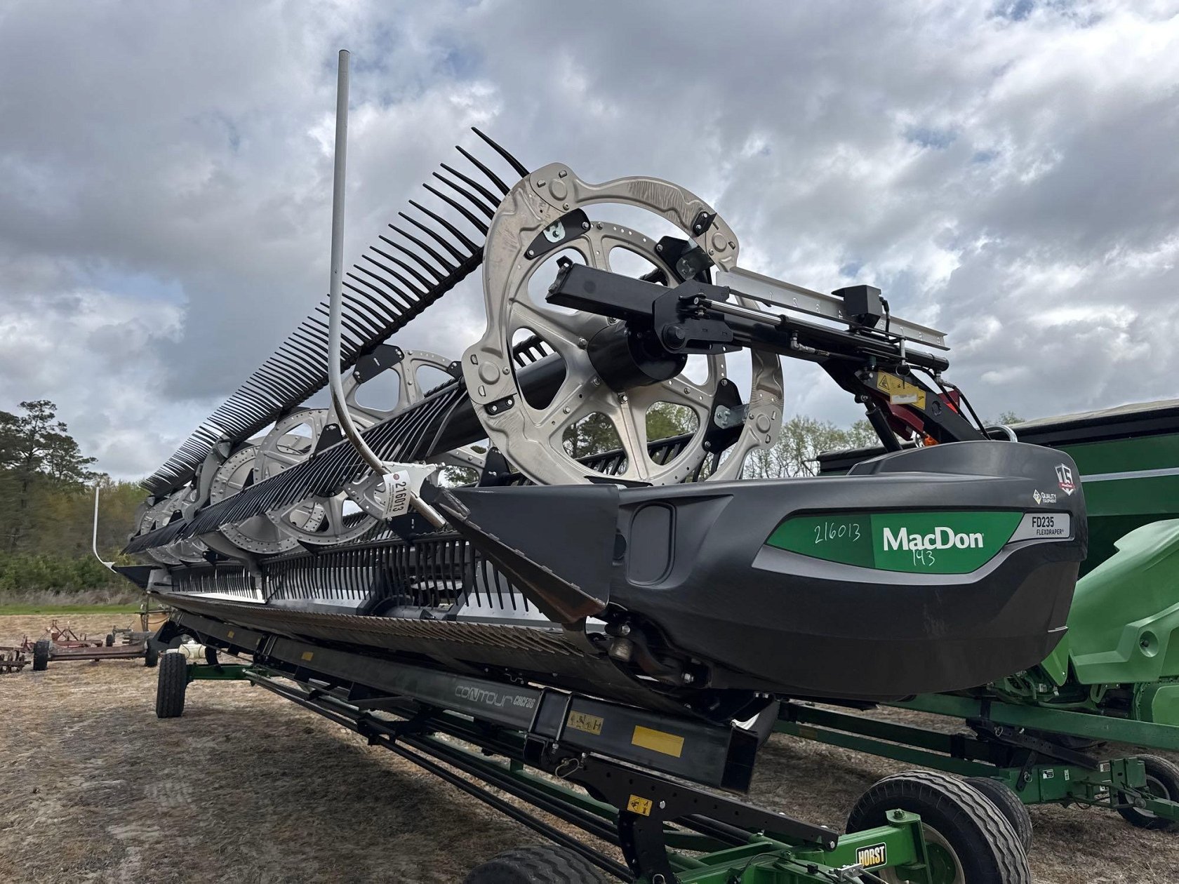 Macdon Draper Ront MACDON FD235 - 35' DRAPER HEAD