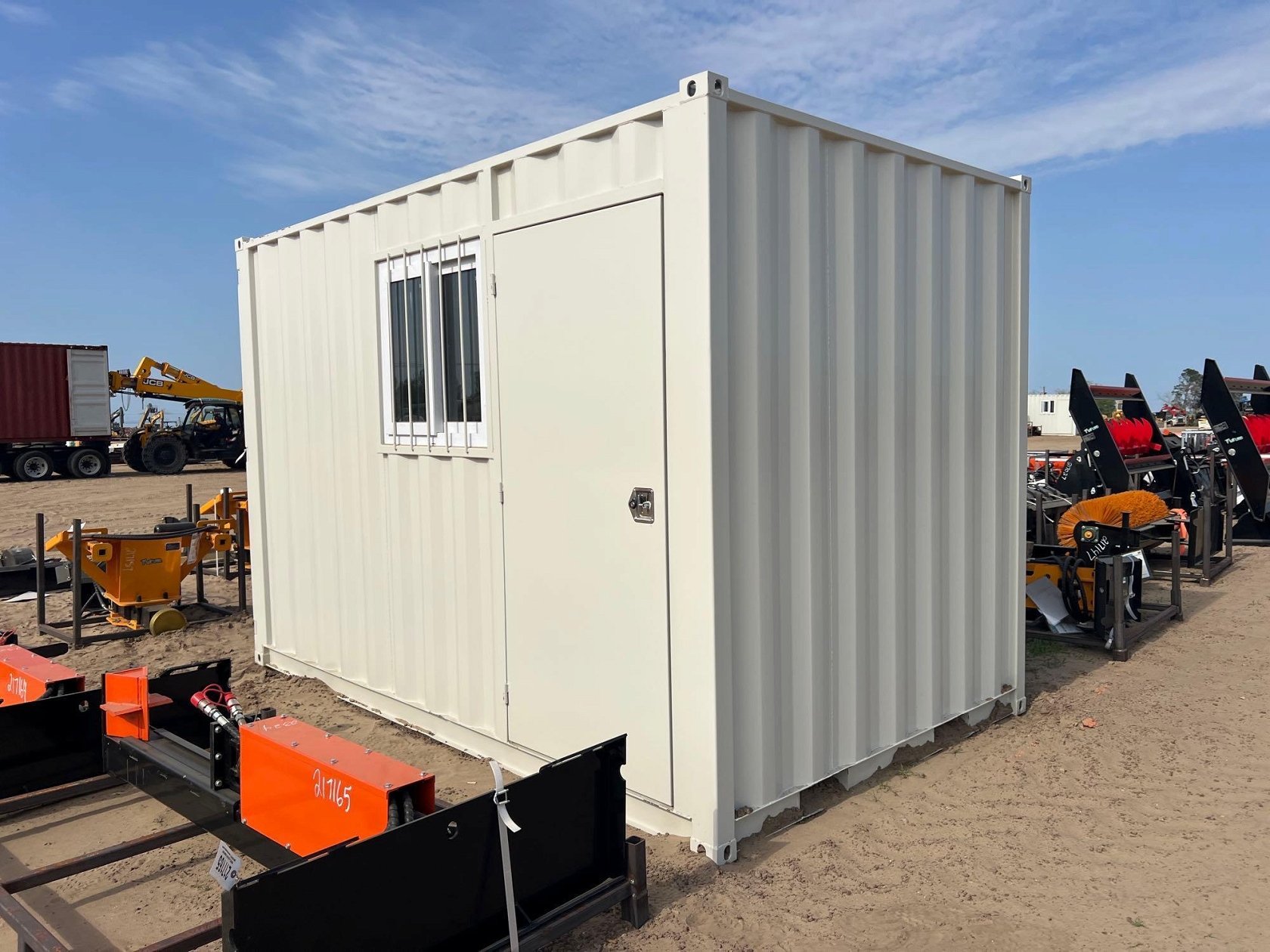 7' CONTAINER