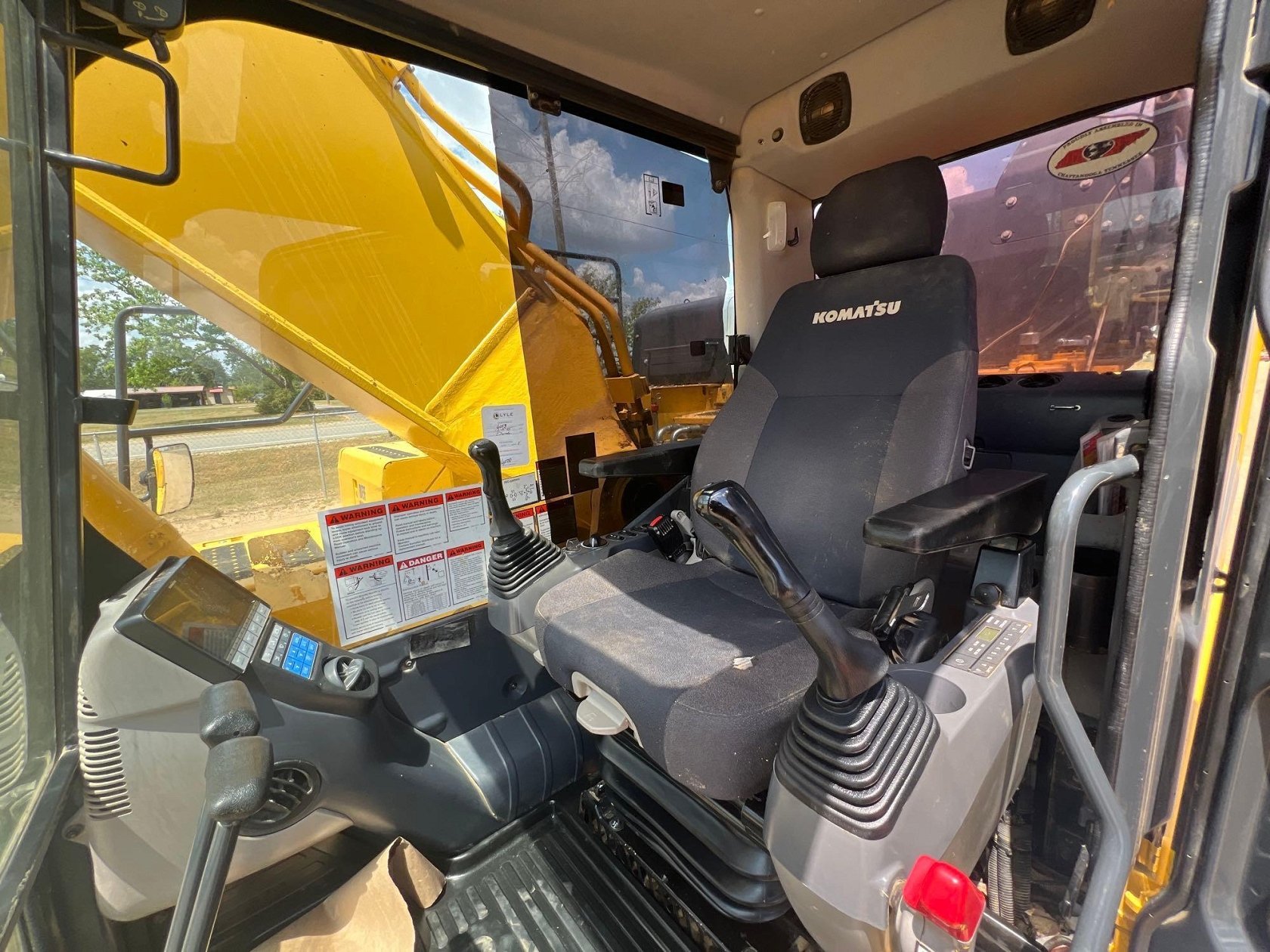 2023 KOMATSU PC490LC-11 EXCAVATOR