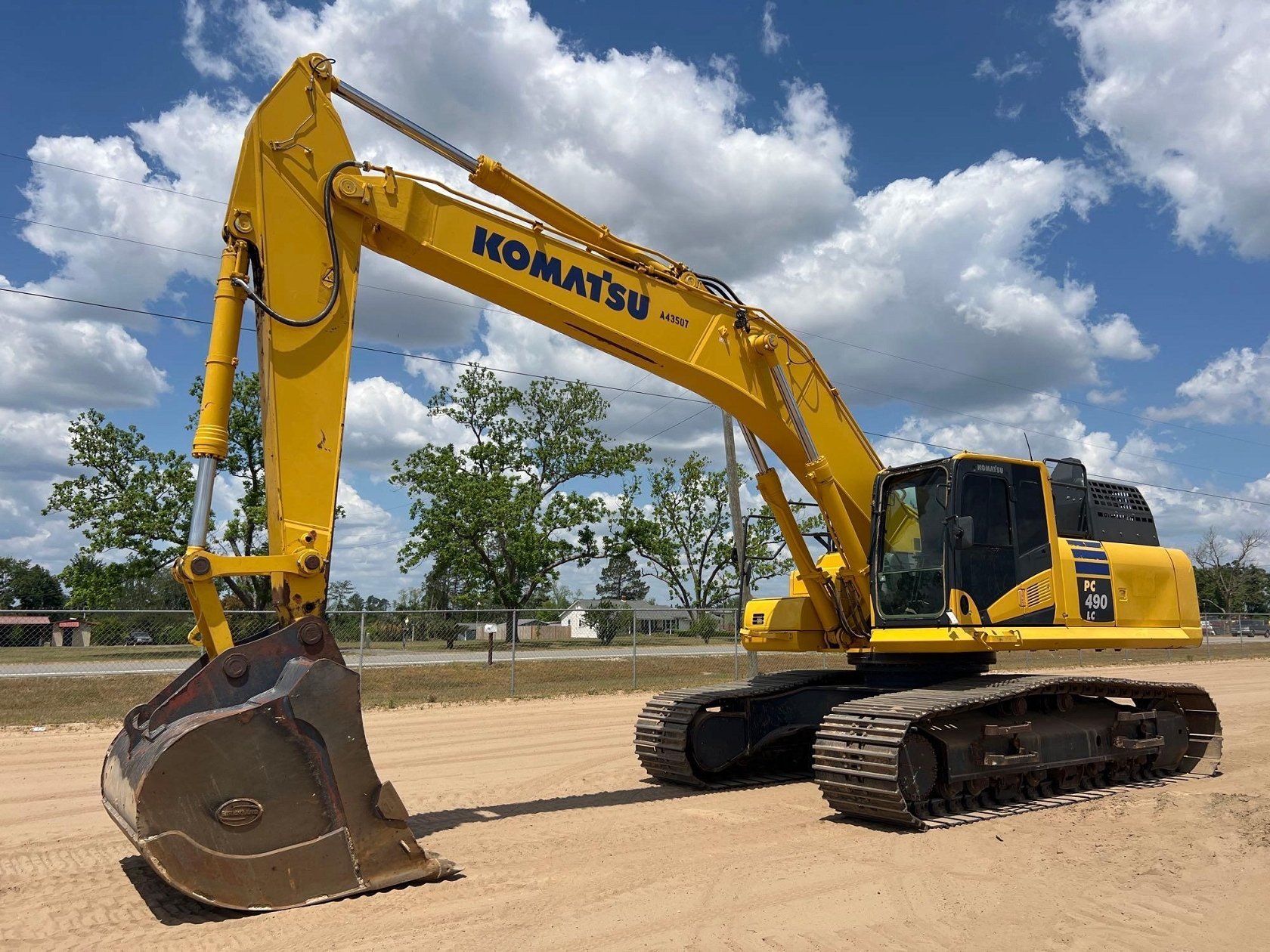 2023 KOMATSU PC490LC-11 EXCAVATOR