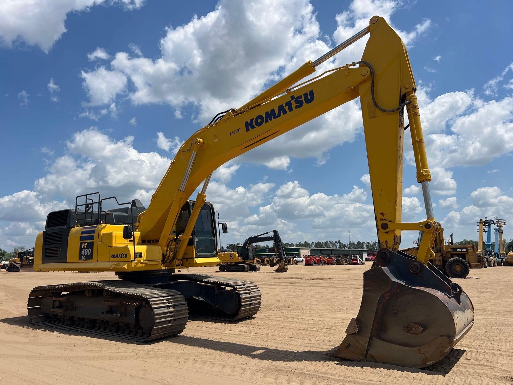 2023 KOMATSU PC490LC-11 EXCAVATOR