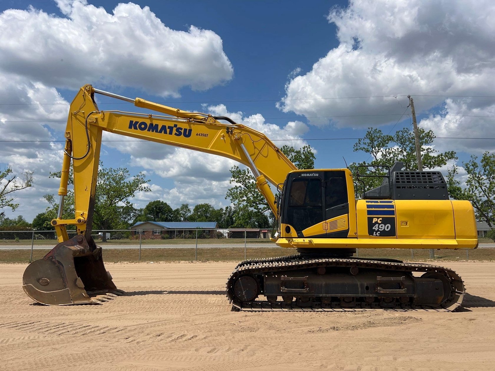 2023 KOMATSU PC490LC-11 EXCAVATOR