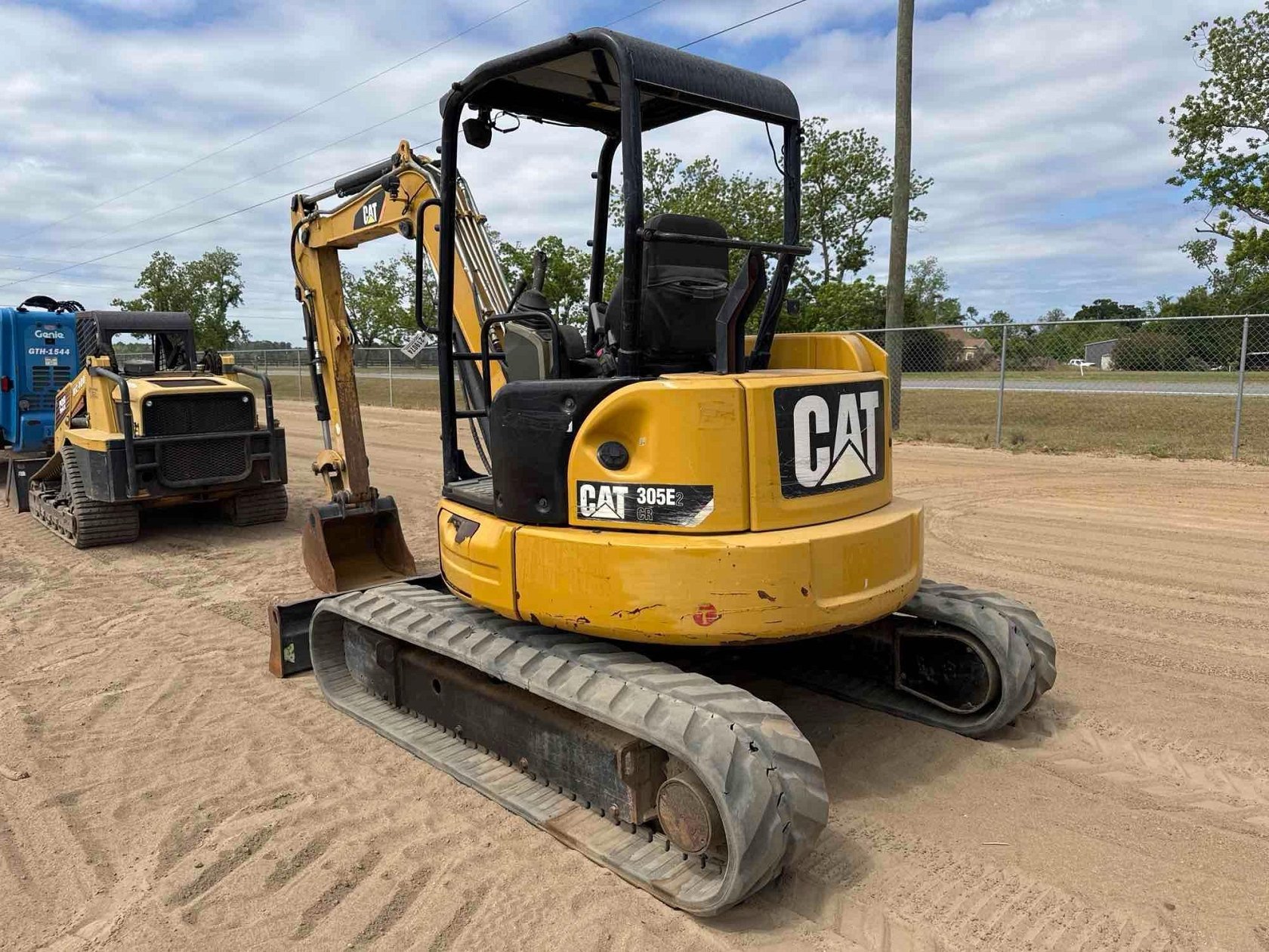 2016 CATERPILLAR 305E2 CR EXCAVATOR