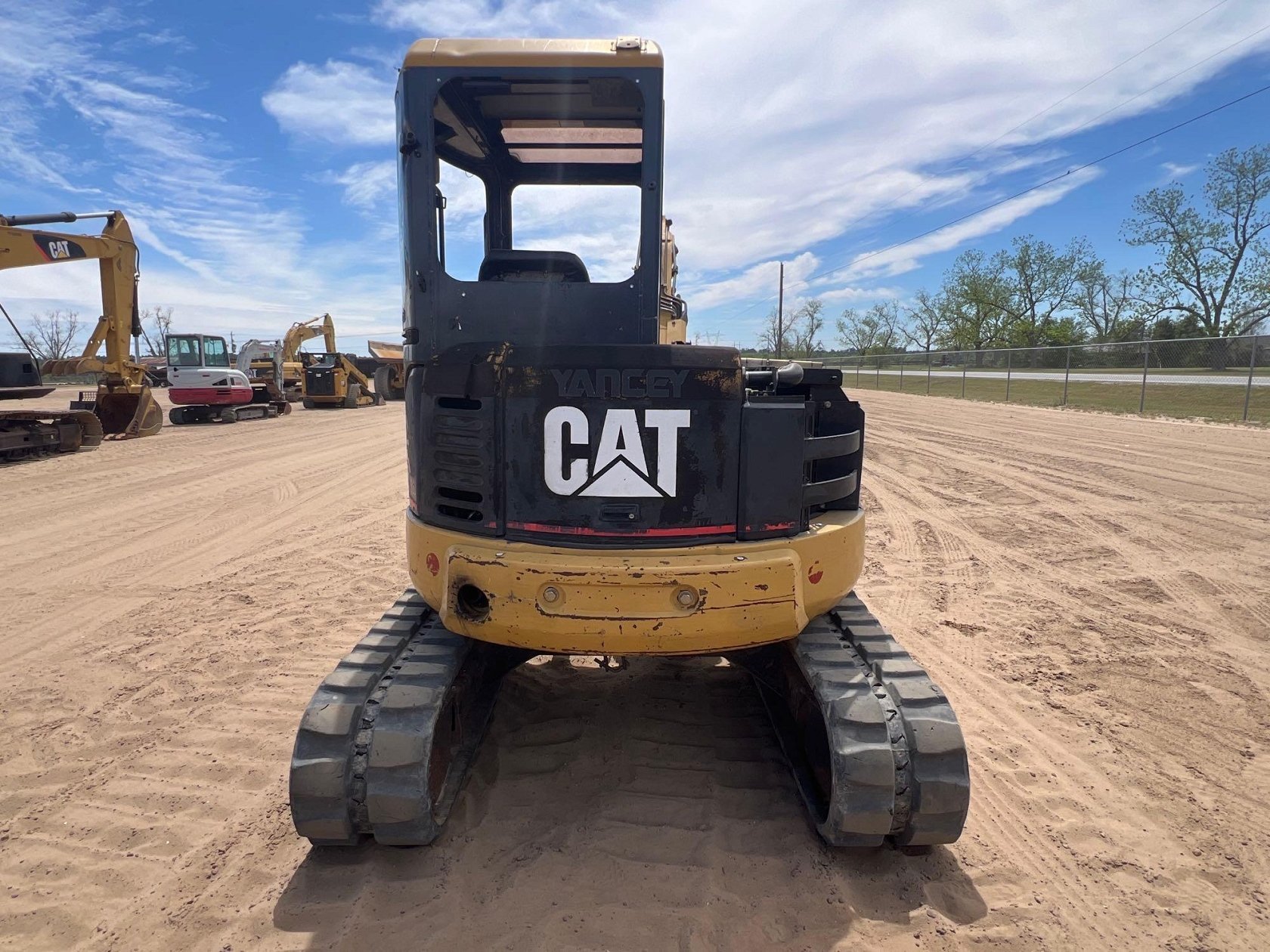 2004 CATERPILLAR 305CR EXCAVATOR
