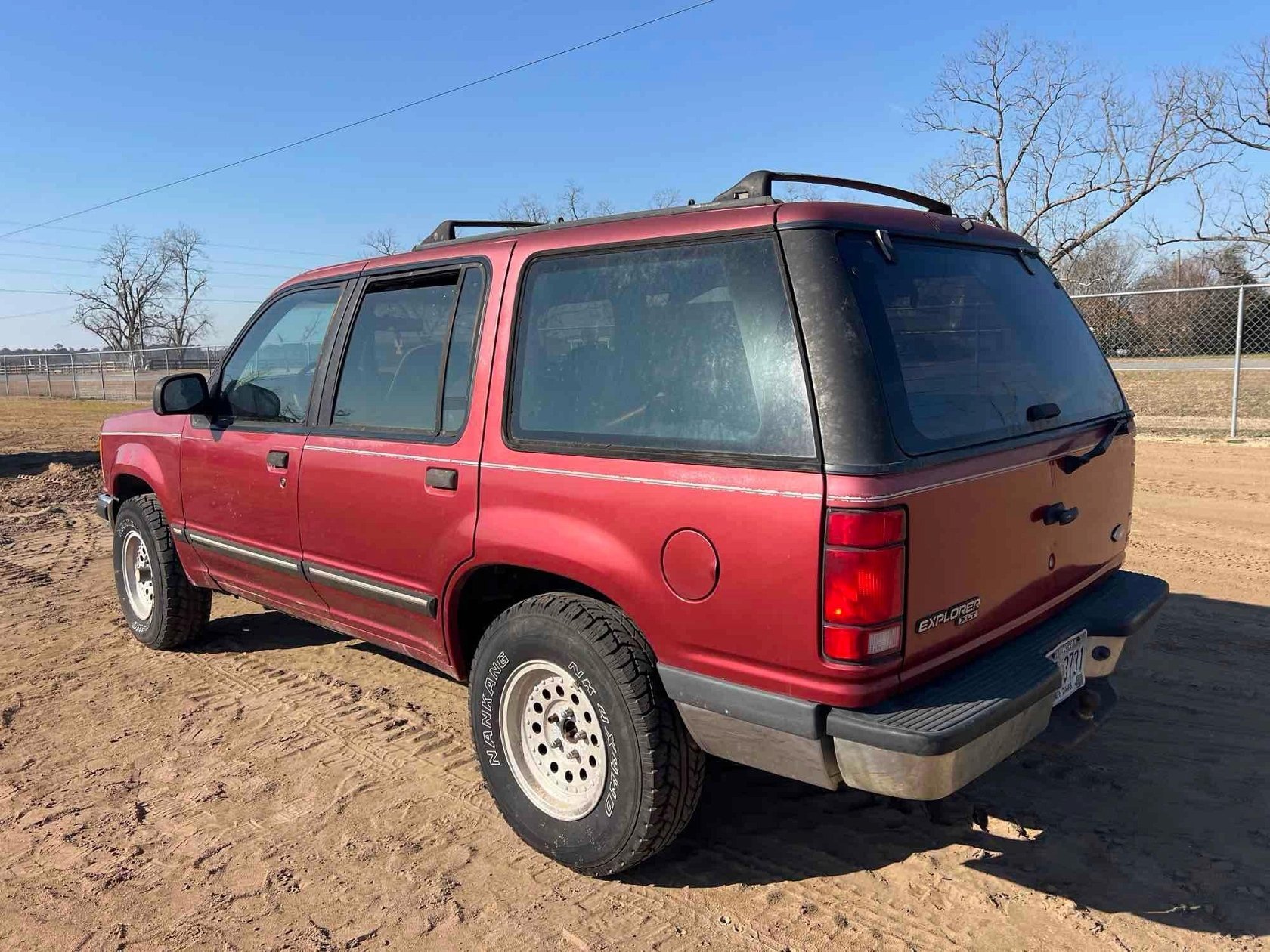 1992 FORD EXPLORER XLT SUV