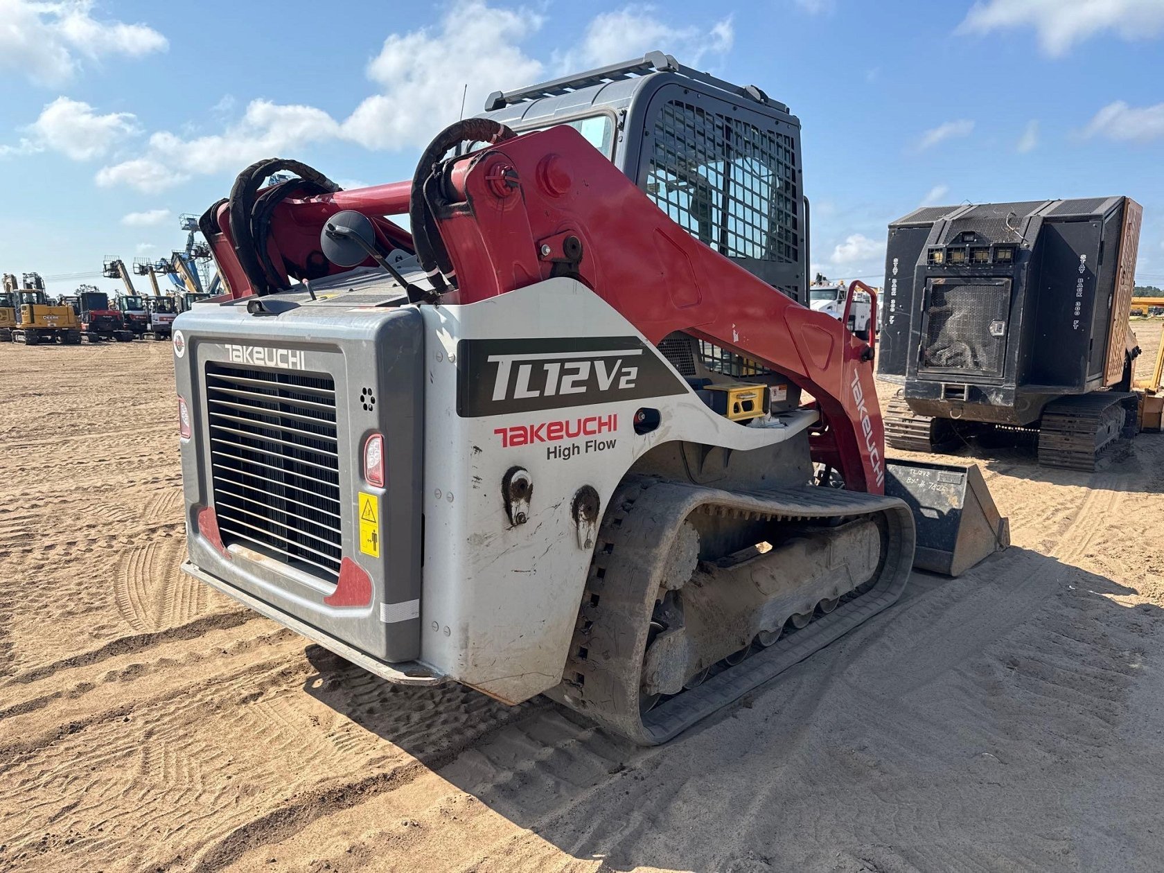2024 TAKEUCHI TL12V2 SKID STEER